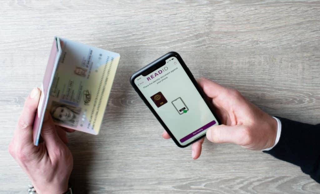 Signicat integrates NFC identity document scanning with Zenoo orchestration platform